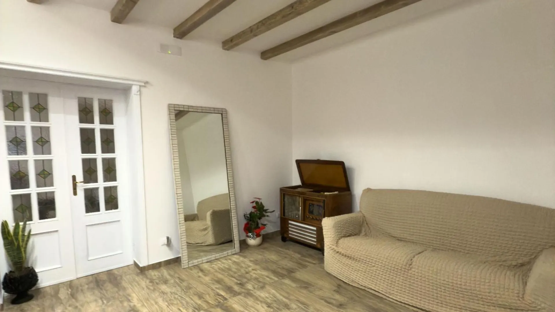 My Life Apartment Palermo 0*,  Italy